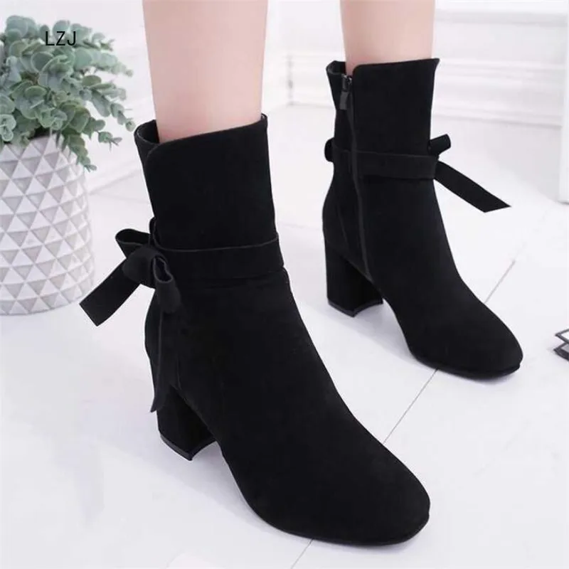 

LZJ 2019 Winter Women Mid-Calf Boots New Style Round Toe Solid Shoes Laies Fahsion Bow Casual Side Zipper Flock Women Shoes