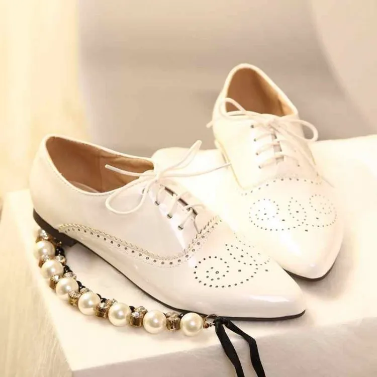 

England Pointed-Toe White Shoes Chunky-Heel Semi-high Heeled Large Size Hollow out Breathable WOMEN'S Shoes 2020 Popularity Shoe