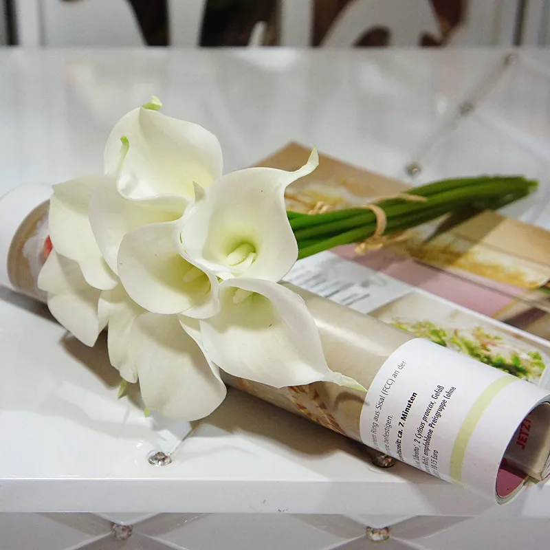 9pcs-White-Calla-Lilies-For-Wedding-Bouquet-Real-Touch-Calla-Lily-Flowers-Latex-Calla-Wedding-Centerpieces (1)