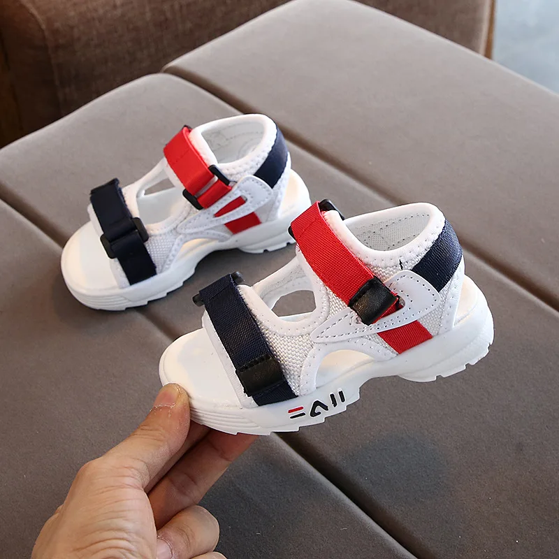 2021 de los niños de verano sandalia masculina de cuero de bebé de los niños zapatos de playa niños deportes antideslizante Casual sandalias B841