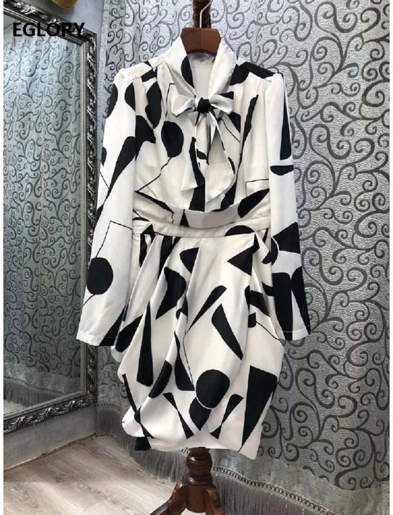 

2020 Autumn Winter Fashion Runway Dress High Quality Party Club Women Bow Collar Polka Dot Print Long Sleeve Bodycon Dress XL