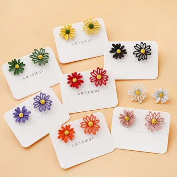 

Meetvii Korean Style Cute Small Daisy Flower Stud Earrings For Women Fashion Sweet Asymmetry Earrings Brincos Wholesale Jewelry