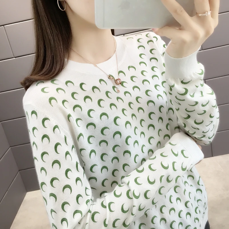 

New style in autumn and winter of 2019 - Moon printed round collar sweaters 0ag940