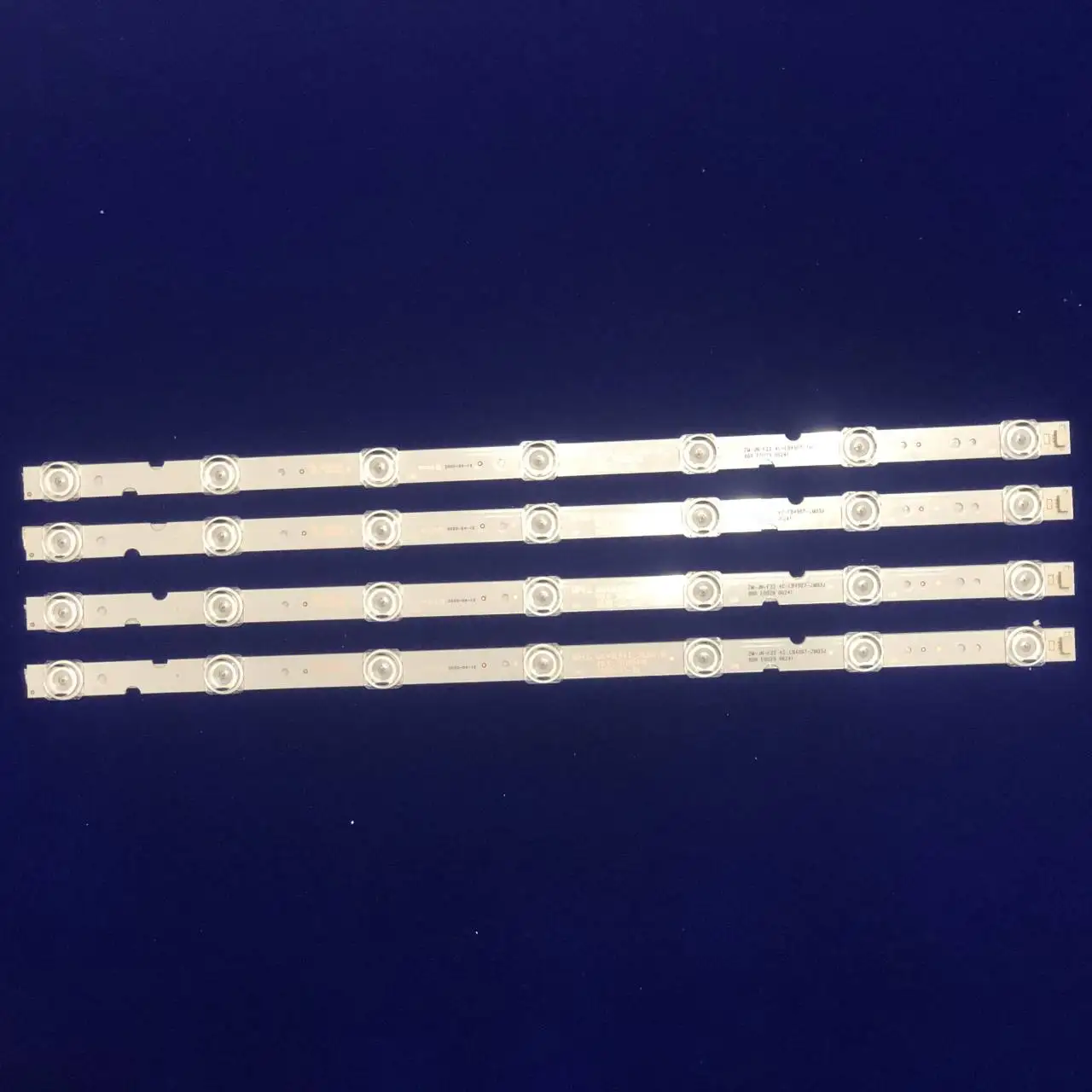 60PCS Ʈ JL.D49071330-365AS-M_V03 GIC49LB43-3030F2.1D 49HR330M07A0 V3 4C-LB4907-HR01J  49A260 49A26149F6F 49D6 49V2