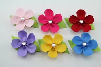 

6 PCS 3 inch A different flower make you fall in love with grosgrain ribbon bow with alligator clip and crystal tire hair girl
