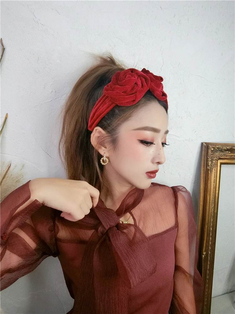 WHITNEY WANG дизайнерская стильная бархатная Цветочная повязка на голову для женщин повязка на голову обруч для волос