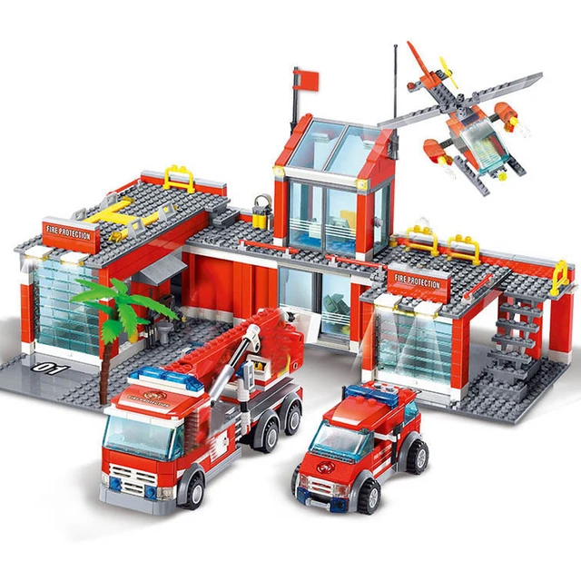  Playmobil Fire Chief and Car Construction Set : Home & Kitchen