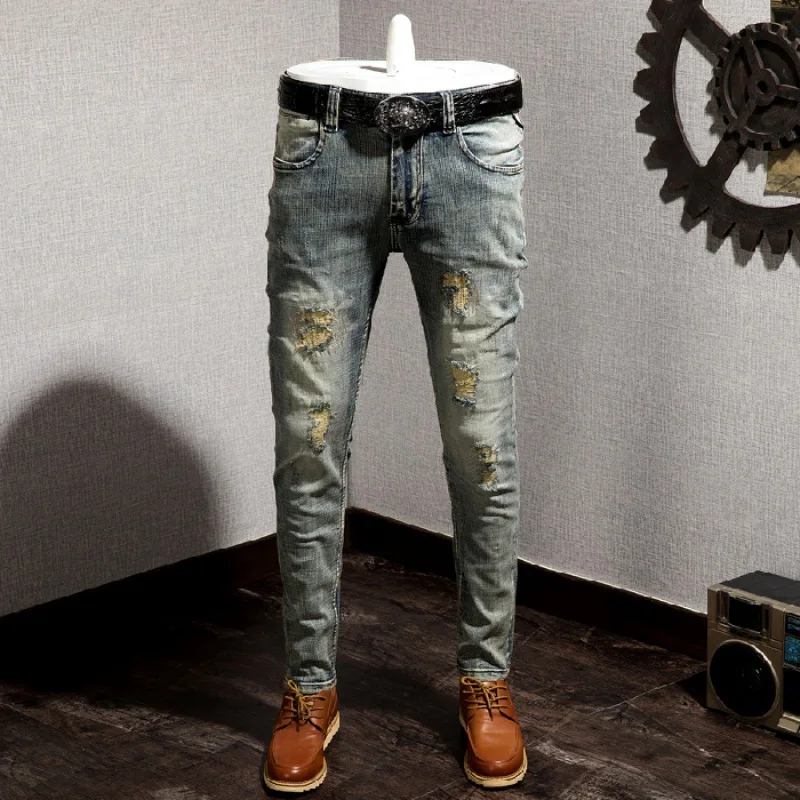 

Jeans Men's Europe And America Online Celebrity Slim Fit Patch Fashion Tattered Medium Waist Youth Trousers [QQ Group: 584117172