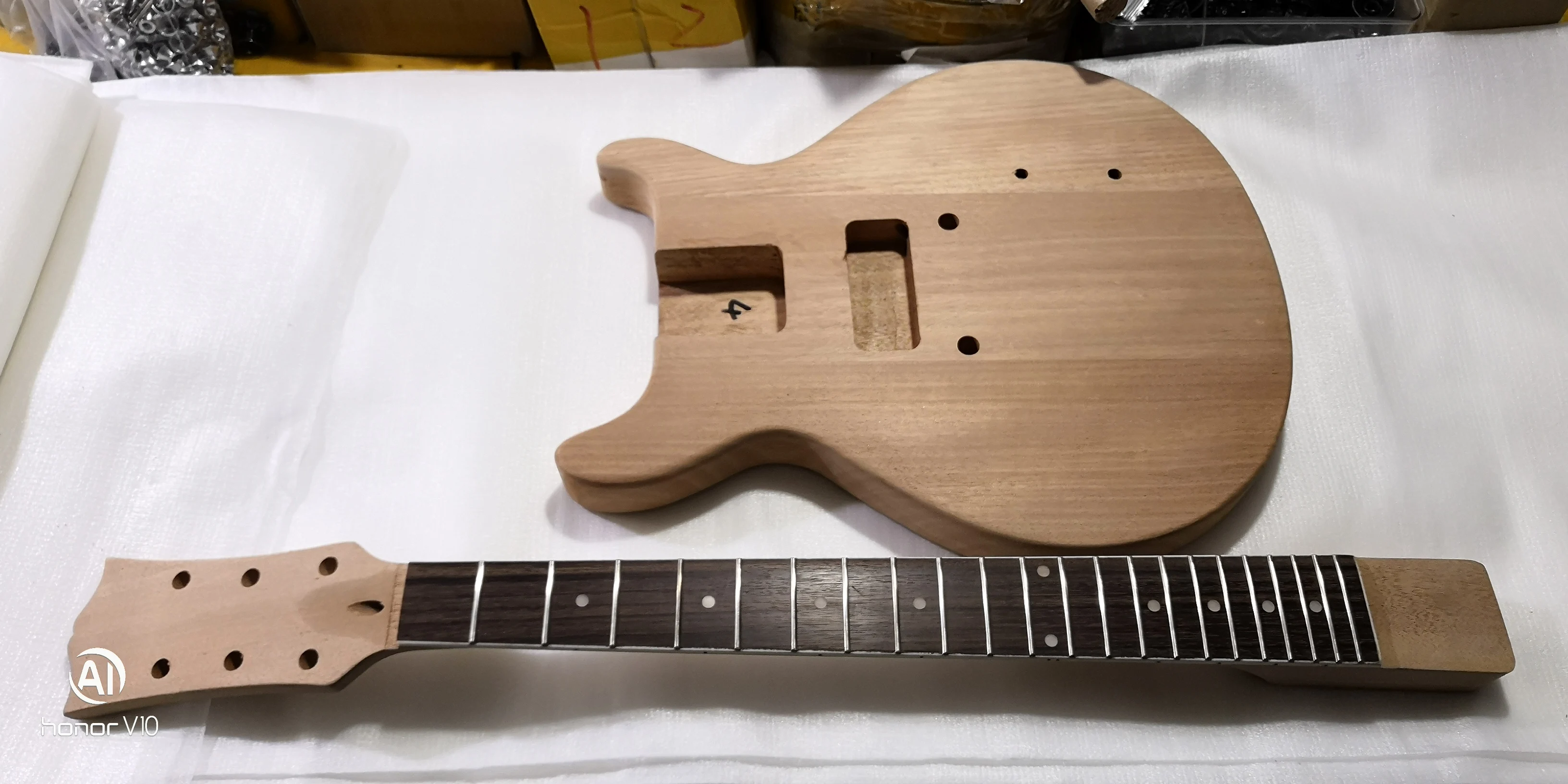 

Electric Guitar kit with p90 pickup configuration