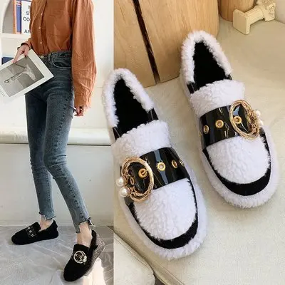 

Hairy shoes female 2019 autumn new Korean version of the flat bottom wild lazy warm plus velvet shoes tide