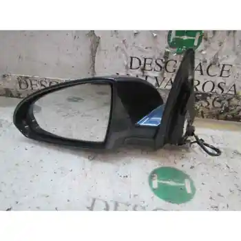 

LEFT REARVIEW Nissan FIRST SALOON CAR (P12) Trail [15469710]