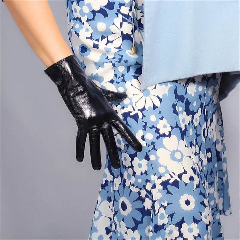 patent leather black Перчатки из натуральной кожи с сенсорным экраном 25 см, короткие, стильные, импортные, из козьей кожи, женские, с плюшевой подкладкой, модные, простые, черные, WZP07 - Цвет: patent leather black