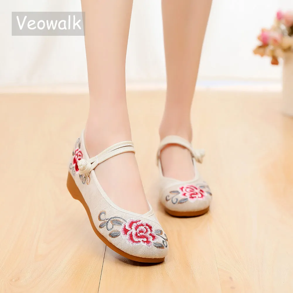 Veowalk Jacquard Embroidered Women Flat Shoes, Retro Style Ladies