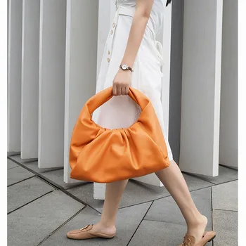 

2020 fashion handbags women shoulder bag joker fold bag clouds bales underarm horn handbags hand caught designer bag for women