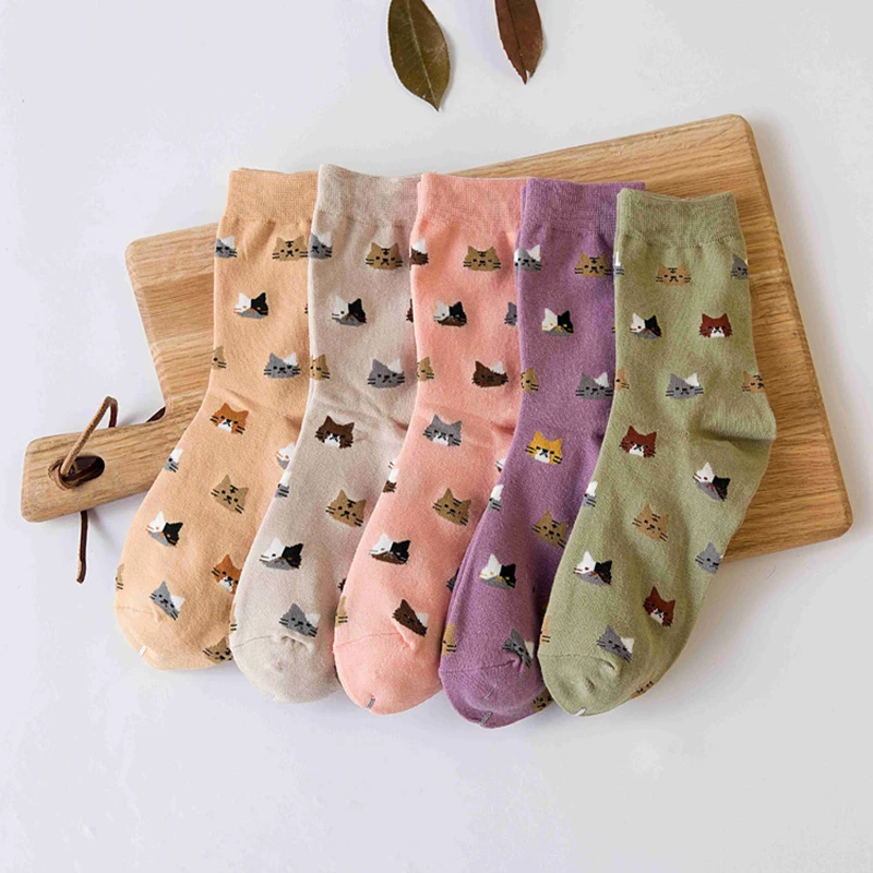 5 Pairs/Lot Cartoon Women Funny Socks Cute Cat Printed Soft Cotton Socks Autumn Winter Casual Fashion Women Mid Tube Socks