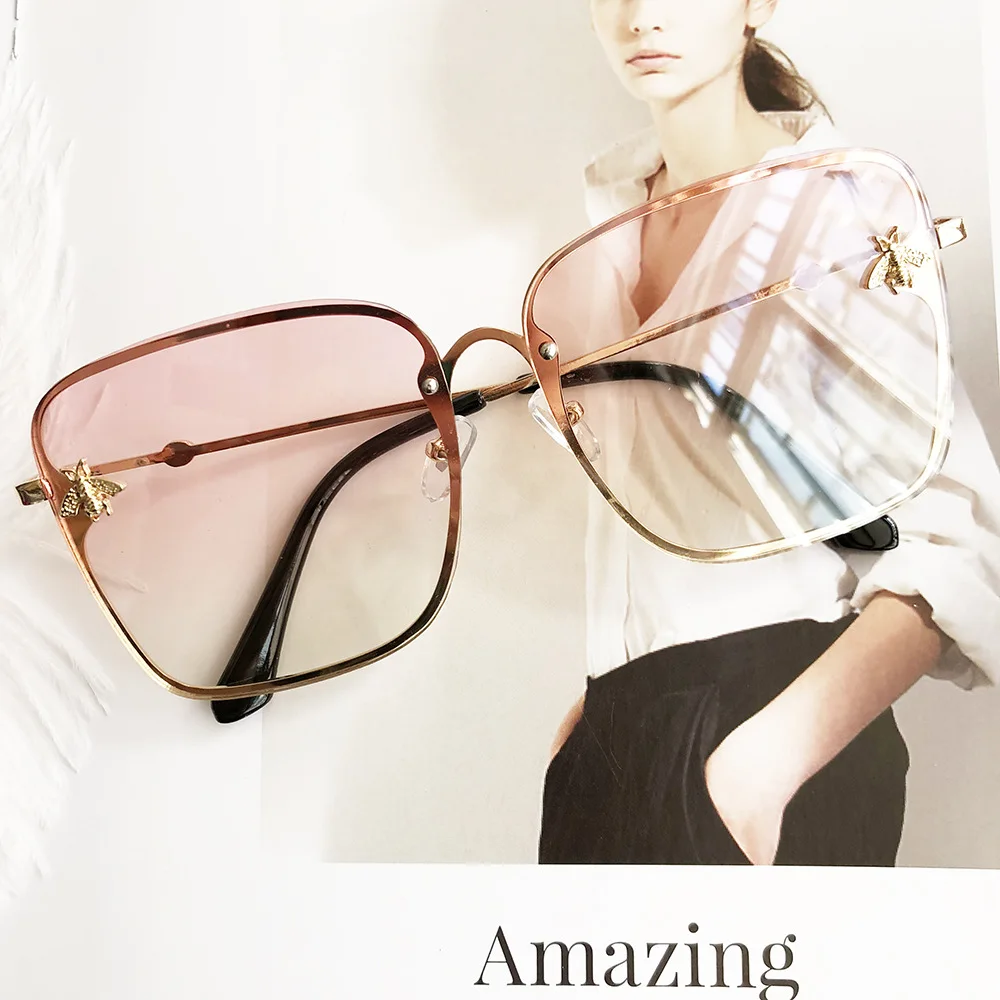 8773699719_1820445784