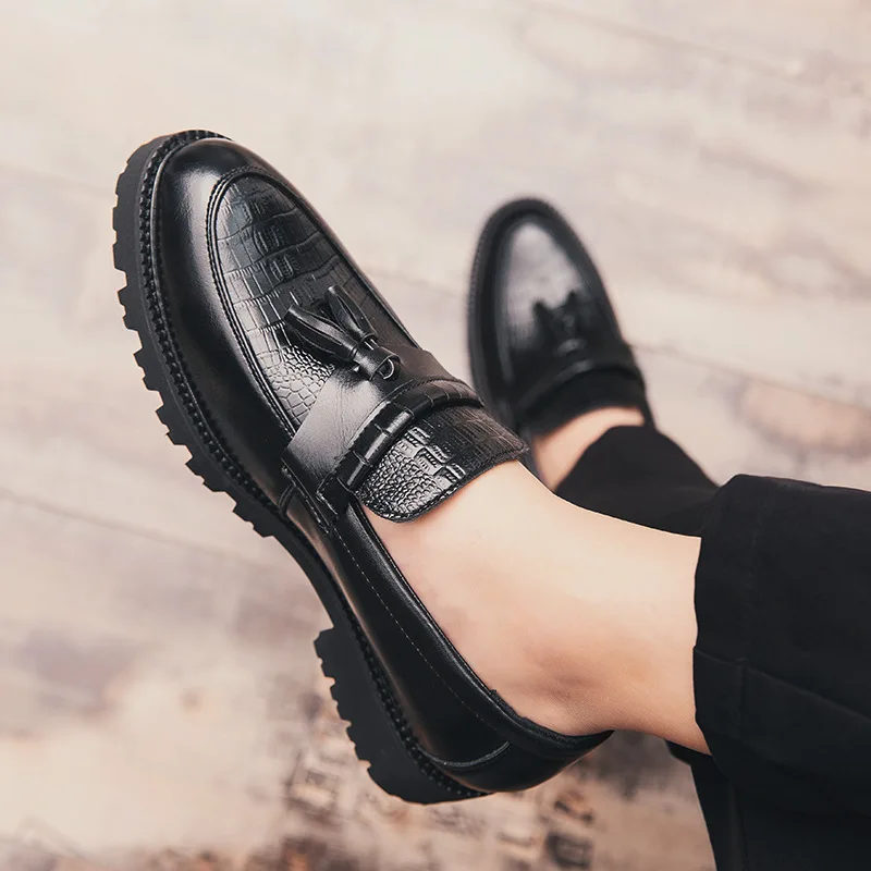 Merkmak Autumn Men Shoes Fashion Tassel Dress Shoes Crocodile Pattern Business Office Footwear Big Size Party Wedding Footwear