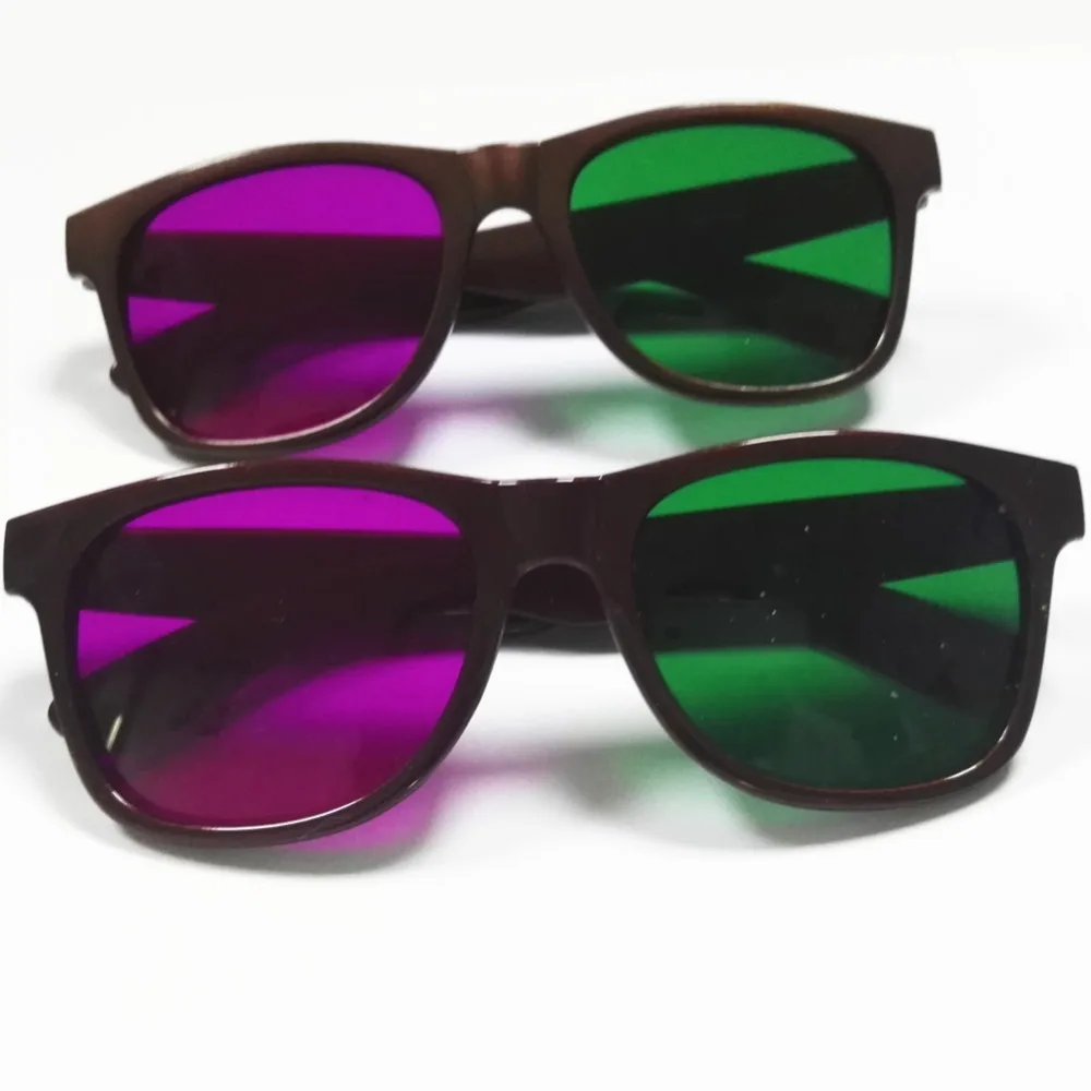 Anaglyph 3D Glasses (4)