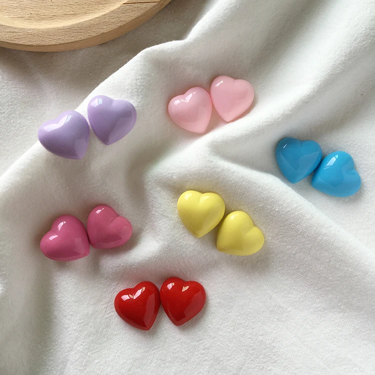 

Japanese Sweet Retro Solid Color Peach Heart Love Half Pill Resin Accessories Keychain/Earrings/Phone Case/Hair Rope Accessory