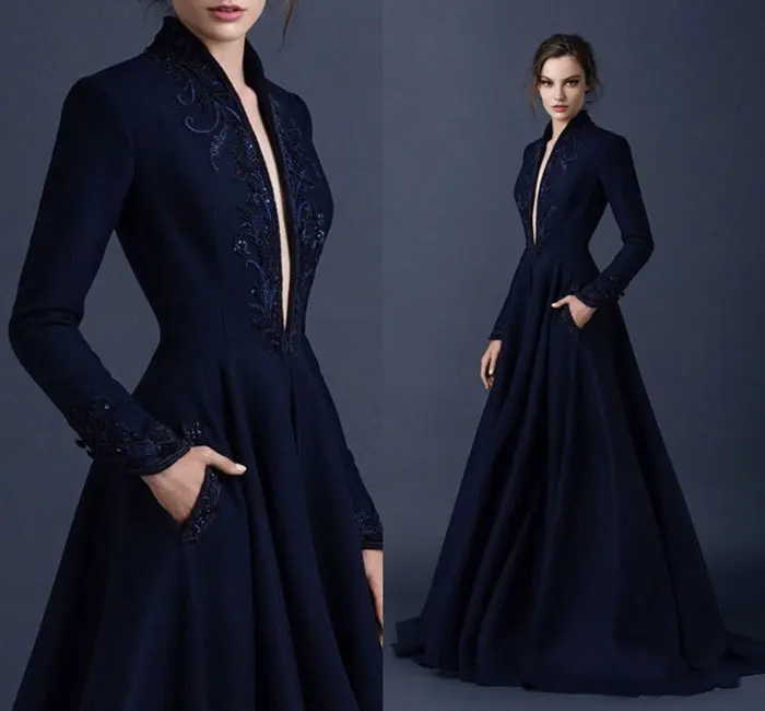 Special  2018 Brand Navy Blue Long Sleeves For Winter Deep V-neck Floor Length Long Embroidery Evening gown 