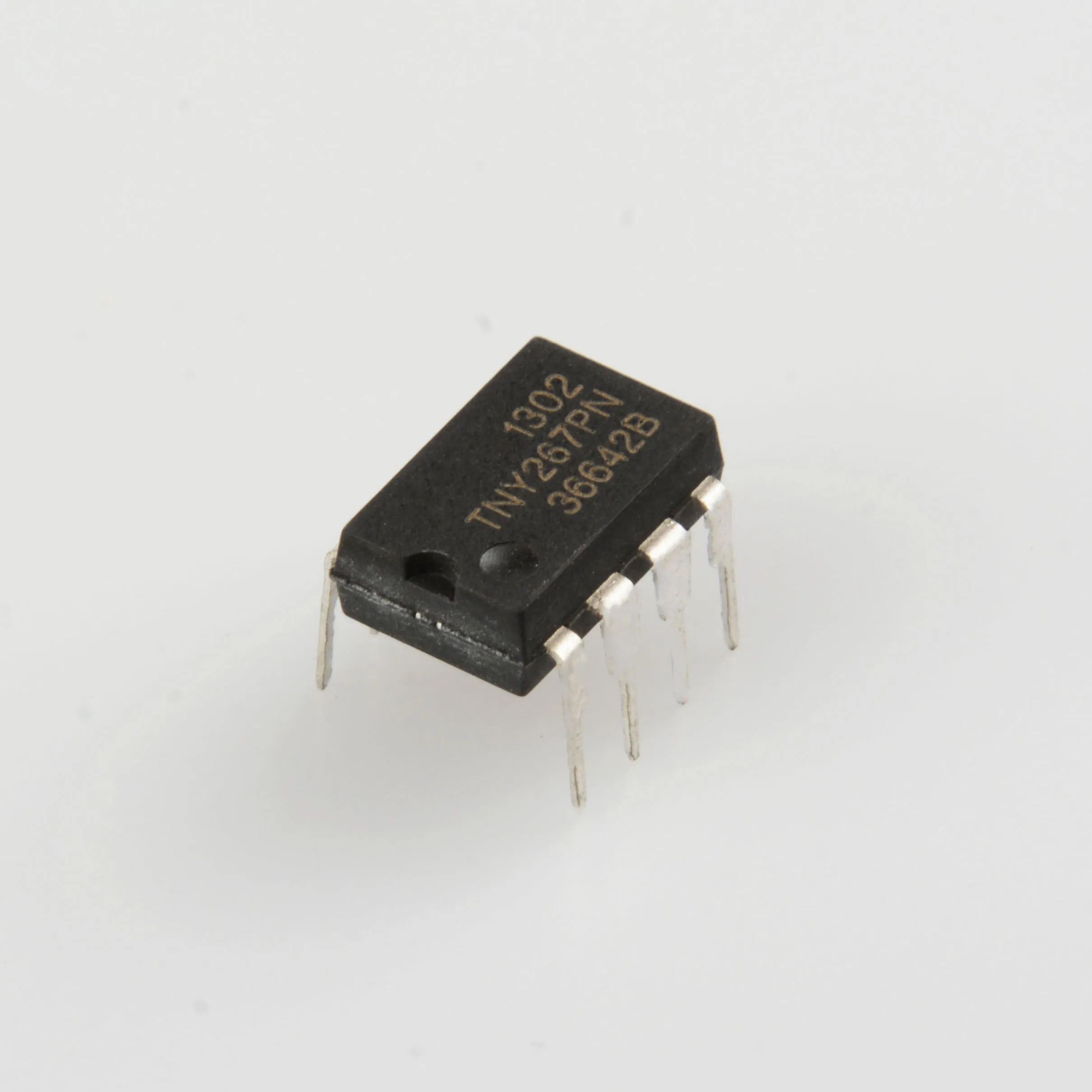 TNY267PN Vertical DIP - 7 TNY267P управление питанием IC-чип гарантия качества большое