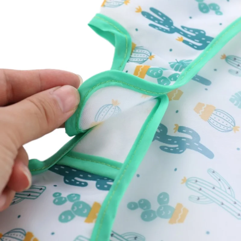 Водонепроницаемый комбинезон с длинными рукавами и героями мультфильмов для младенцев и малышей