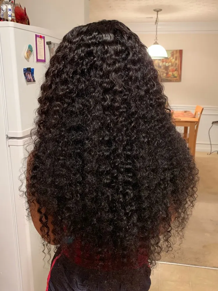 UTB8rw.zO3QydeJk43PUq6AyQpXaB