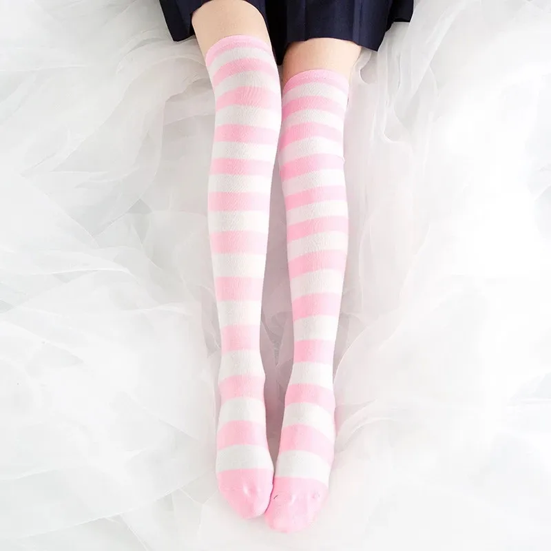 Calze a righe Lolita blu rosa nere per le donne belle ragazze della scuola calze alte al ginocchio calze Cosplay Anime Student Socks