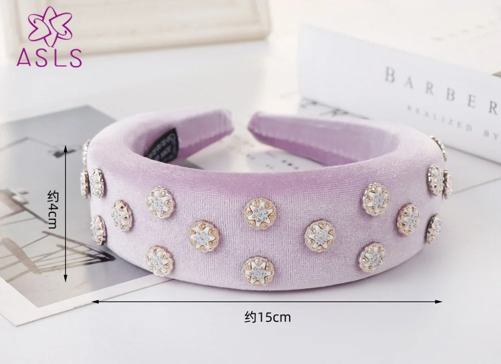 11493417729_1270434164