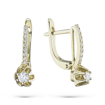 

Earrings in yellow gold with diamonds