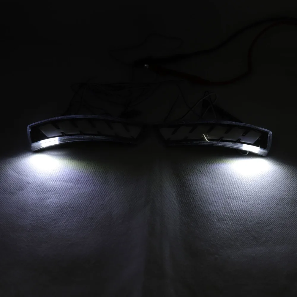 Ford Focus mirror light 3
