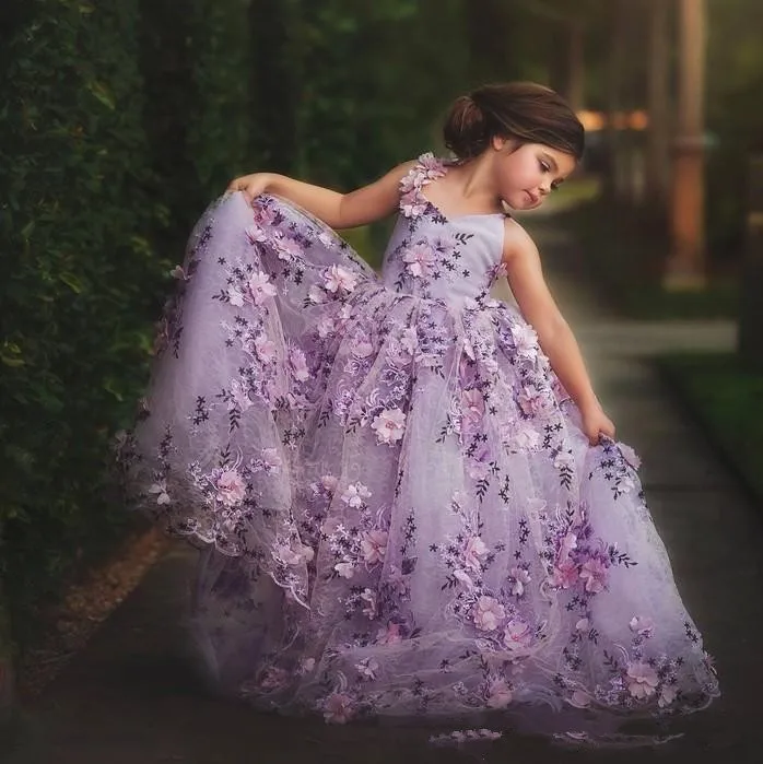 Lavender Lace Little Girls Pageant Dresses 3D Floral Appliques Toddler Ball Gown Flower Girl Dress Floor Length Tulle First