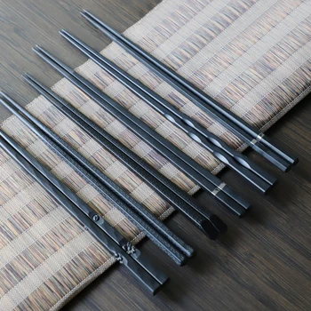 

New 1 Pair Japanese chopsticks Alloy Non-Slip Sushi Food sticks Chop Sticks Chinese Gift reusable chopsticks dropshipping