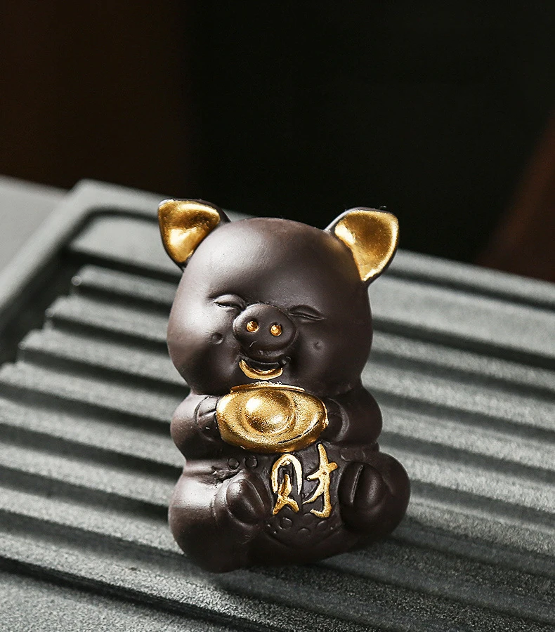 Lucky Pig tea украшения для домашних животных бутик может выражать фиолетовый песок чай, чтобы играть может выражать Чай Аксессуары Зодиак Свинья благоприятный ювелирные изделия