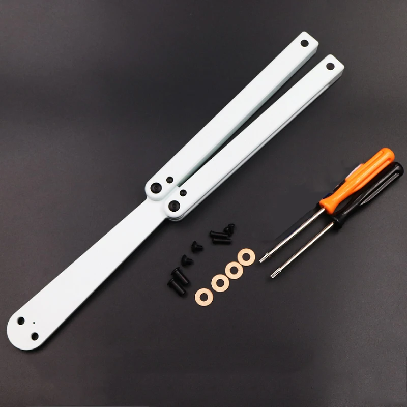 Squid Practice Butterfly Trainer Knife Plastic No Edge Multi-funtion Folding Pocket Butterfly Trainer Game Tools Knife