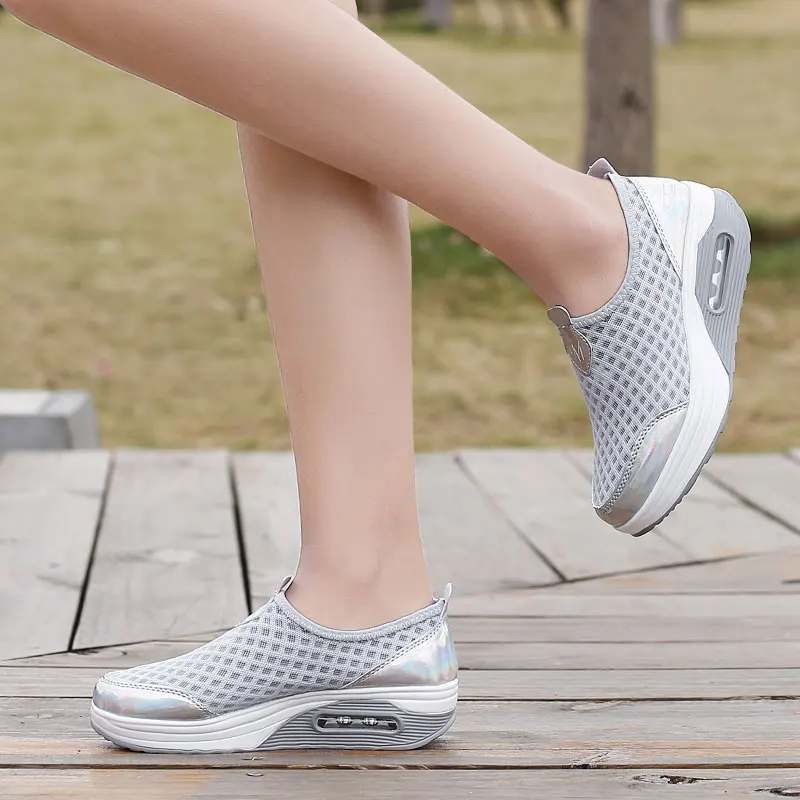 

Women Tennis Shoes Air Cushioning Breathable Female Sneakers Outdoor Jogging Sport Trainers Tenis Feminino Basket Fitness Shoes