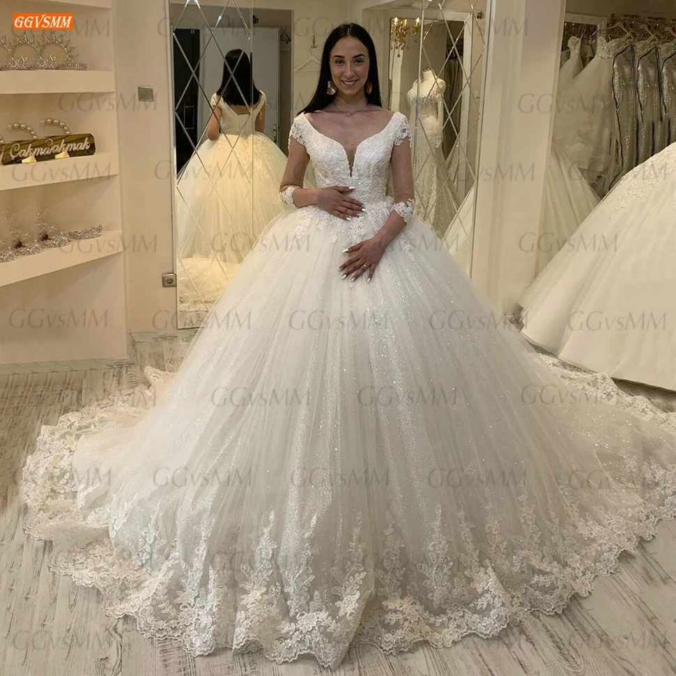 

Luxury White Wedding Dresses 2020 Lace Up Appliqued Ball Gown Bridal Dress Long Sleeves Custom Made Robe De Mariee Chapel Train
