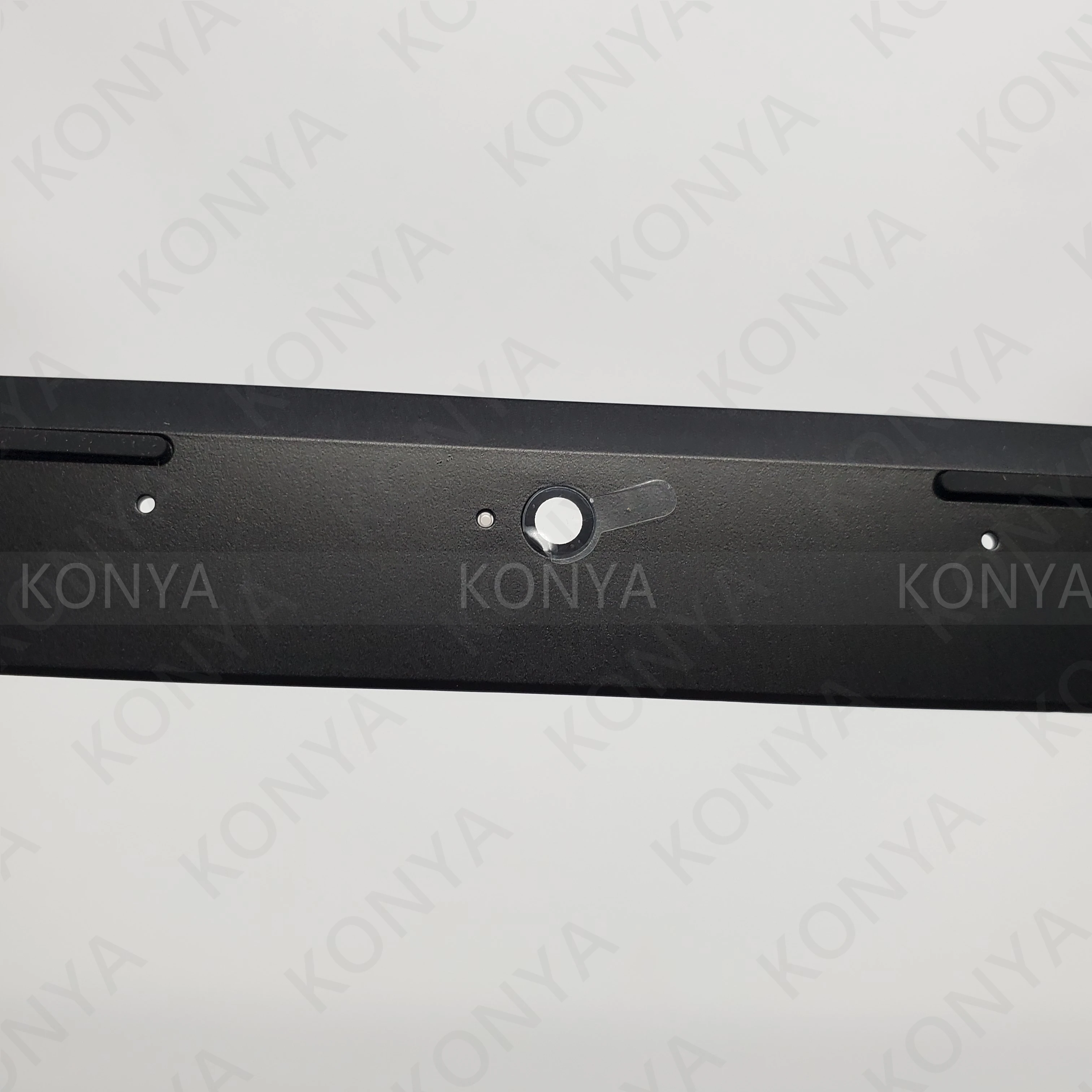 HP 683479-001 Display bezel For use on models without a webcam