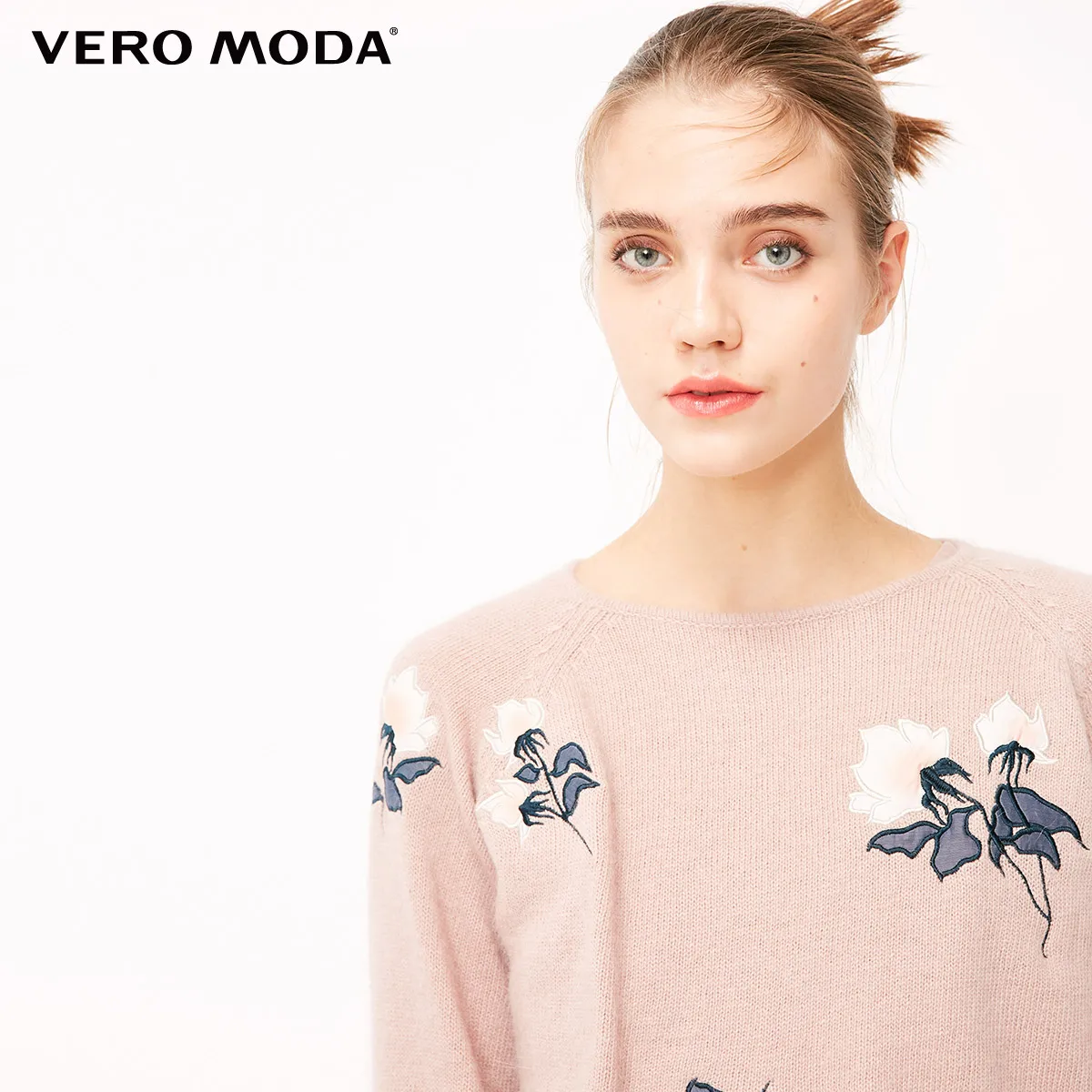 Vero Moda женское трикотажное платье средней длины с круглым вырезом и вышивкой | 31837D516