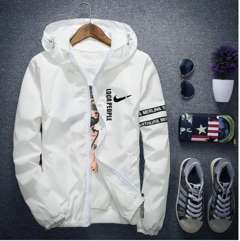 

New Spring Autumn Bomber Hooded Jacket Men Casual Slim Patchwork Windbreaker Jacket Male Outwear Zipper Thin Coat Brand Clothing
