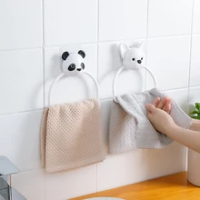 Пластиковый круглый держатель для полотенец с пандой настенный