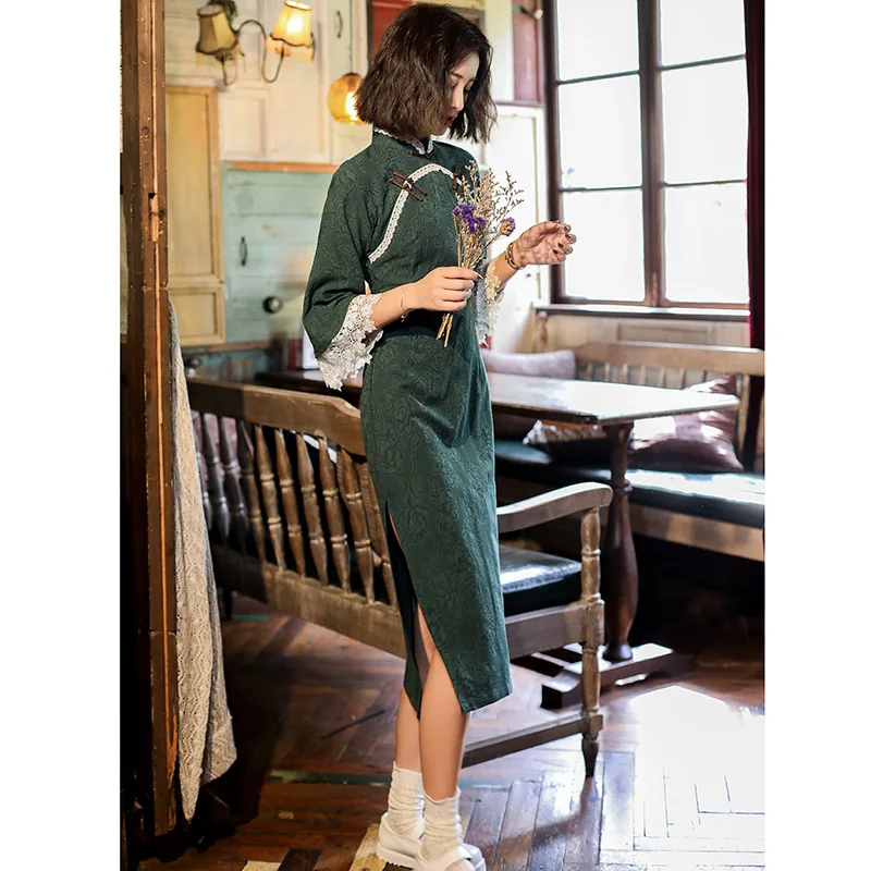 12208275668_1297416017