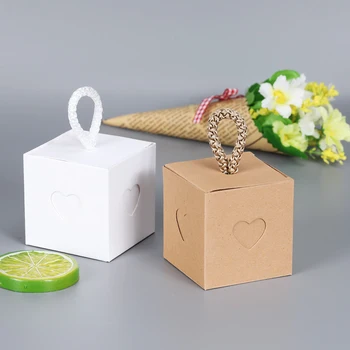 

10pcs New Year Favors Boxes with Clear Window Kraft Paper Boxes for Gingerbread Paper Candy Box Christmas Cookie Gift Boxes