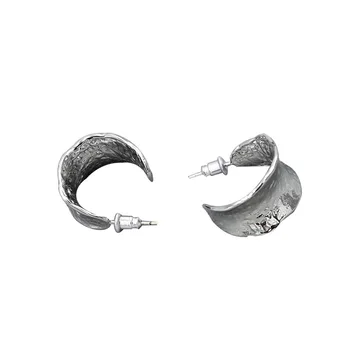 

2020 fashion personality earrings online star temperament cold hip-hop