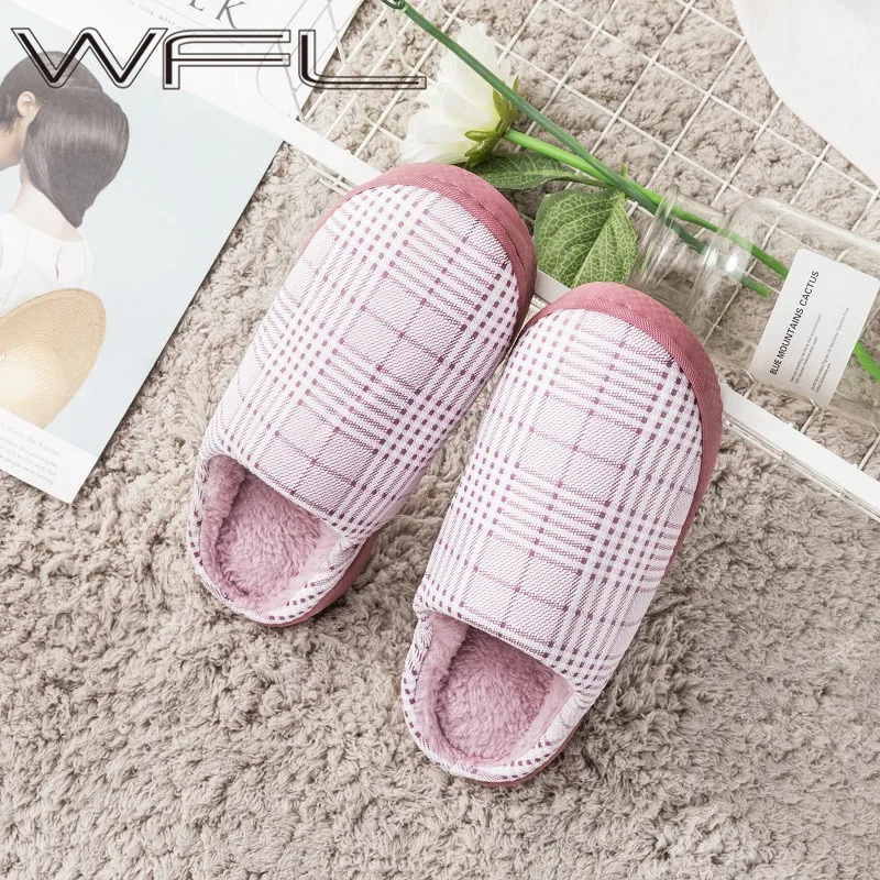 WFL/новые тапочки; женские домашние теплые зимние тапочки из хлопка с нескользящей мягкой подошвой; плюшевые мягкие мужские тапочки в клетку