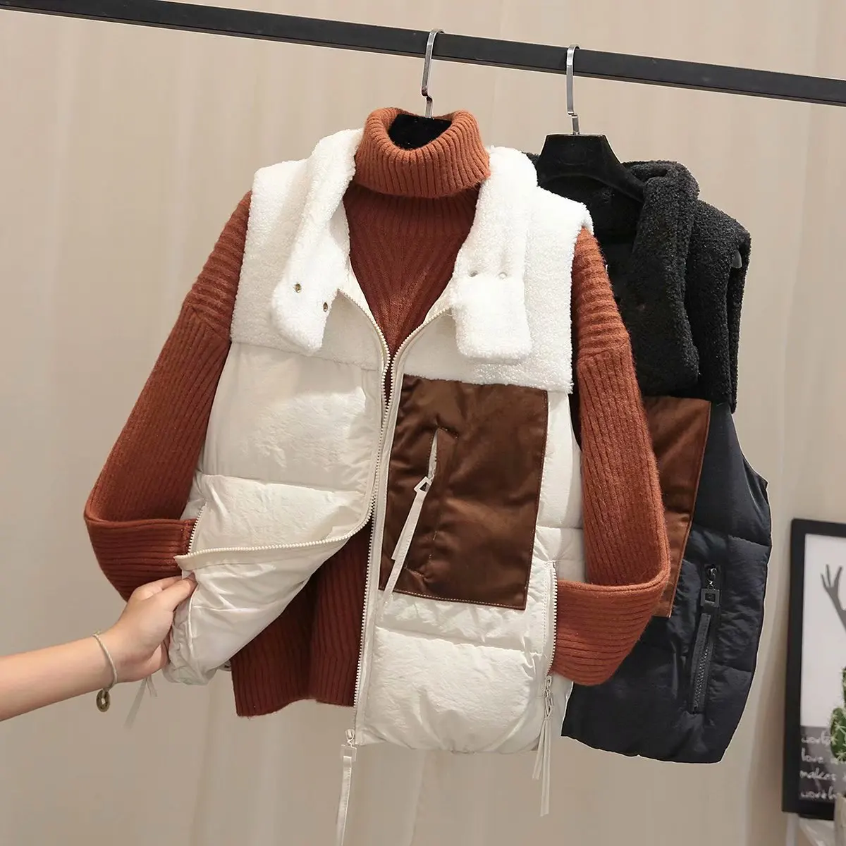 

2019 Autumn And Winter New Style Fashion Contrast Color Joint Stand Collar Cotton Vest Warm Vest Women's Short Coat Bicolor