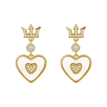 

Punk Girl Earrings 2020 Fashion New Temperament Earrings Retro Niche Personality Palace Style Crown Love Crystal Earrings Luxury