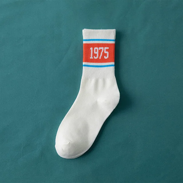 Ins Fashion Pinkycolor Women Socks Girls New Street Sports Warmer Thicken Spring Solid Colorful Middle Tube Soft free shipping 1975