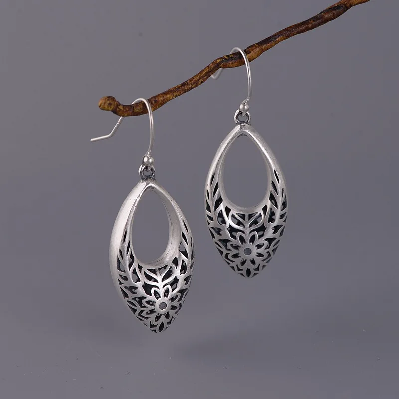 10999234825_1920852753