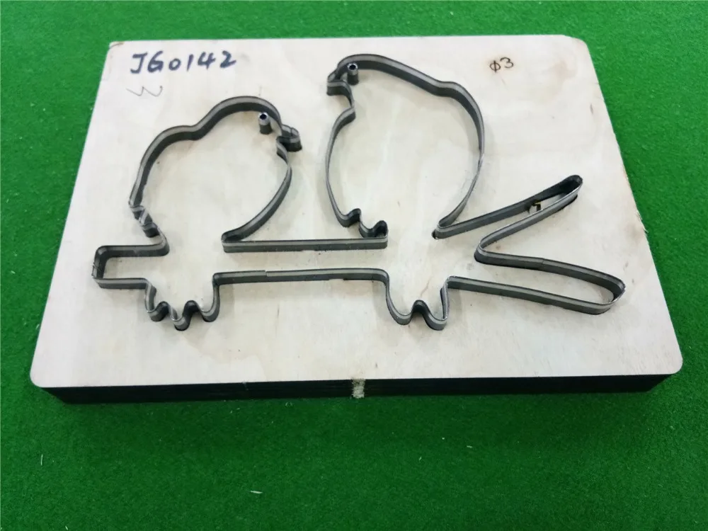 JG00142.